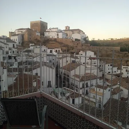 Holiday home Casa De Lanzas Setenil De Las Bodegas